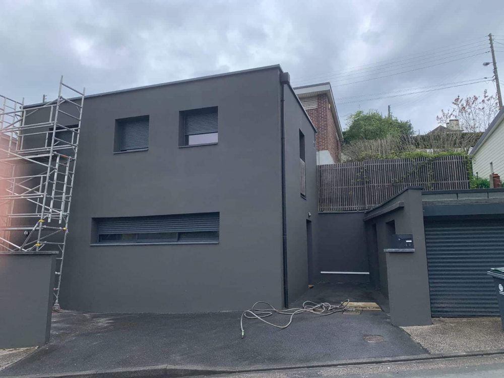 WhatsApp Image 2025-05-06 à 00.54.05_42dd310d